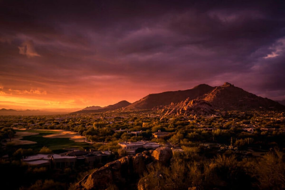 Phoenix housing market 2025 (1)